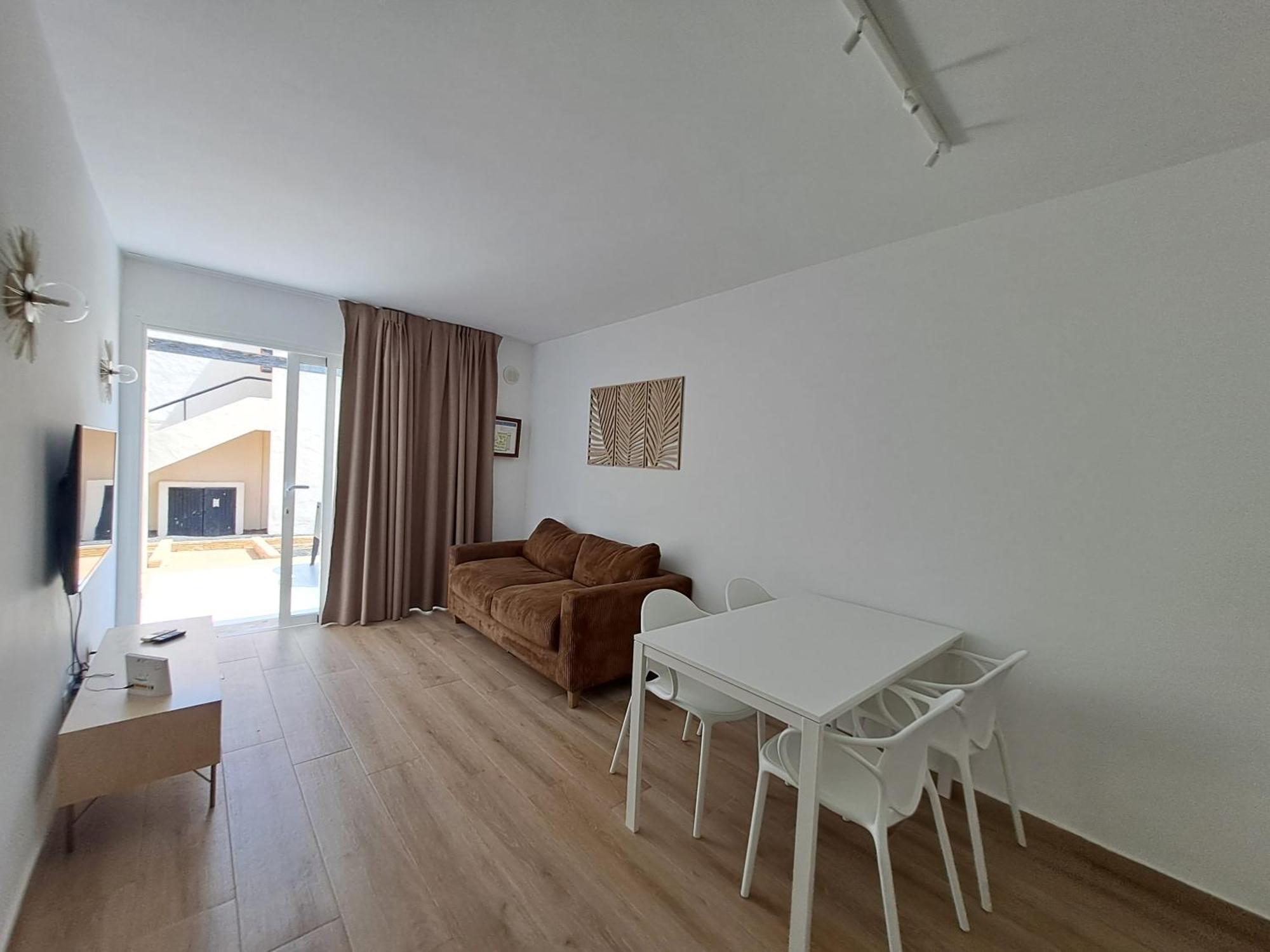 Homeforguest Apartamento Alisios 1 Con Piscina En Corralejo Zewnętrze zdjęcie